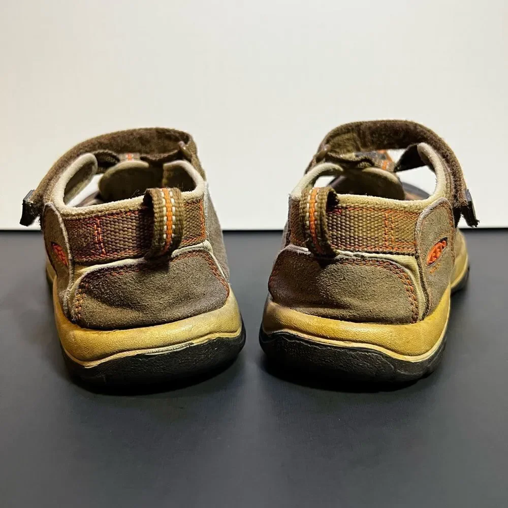 Kids KEEN Newport H2 Brown Waterproof Sandals / Size 5